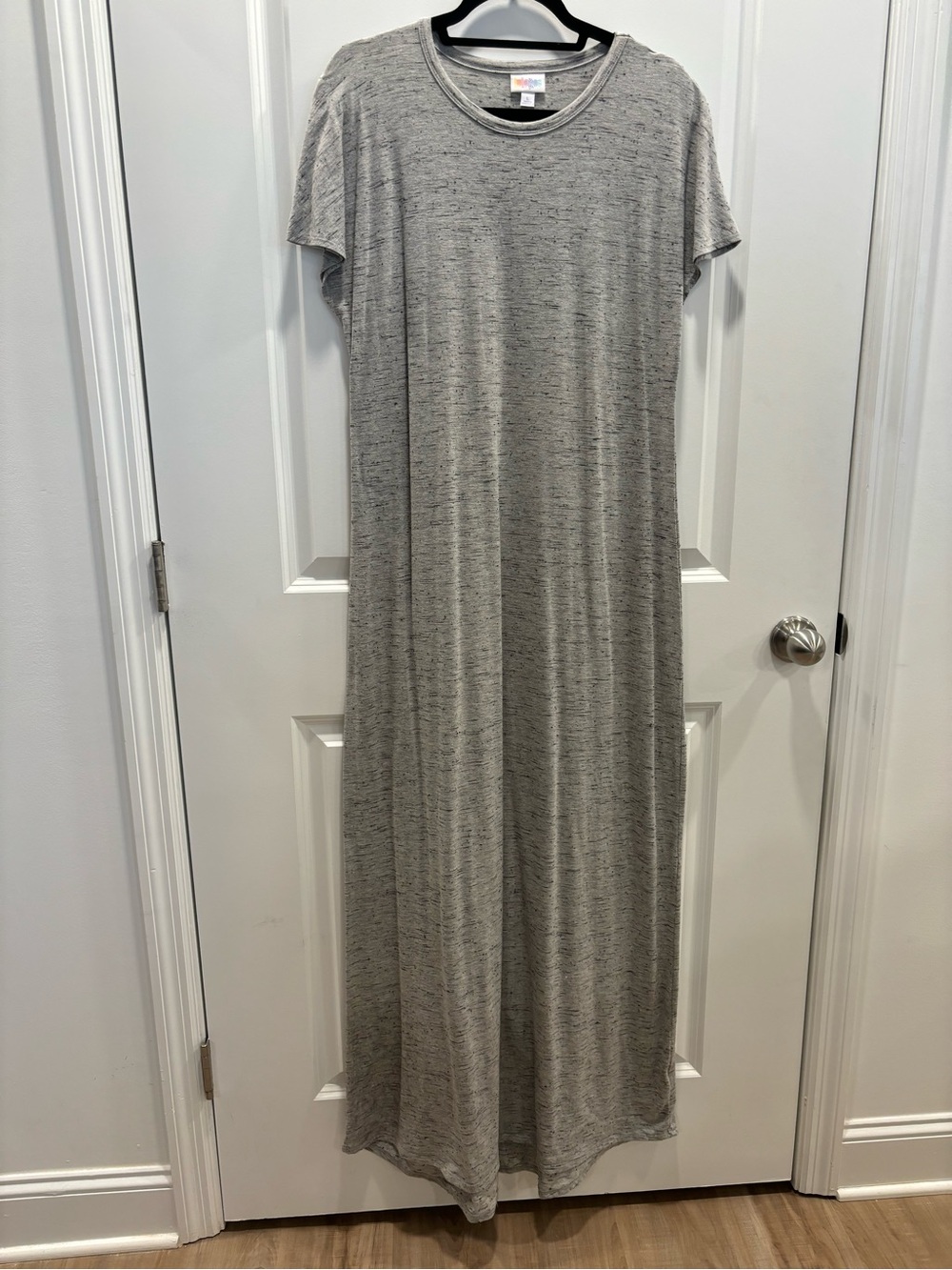 LuLaRoe Maria Heathered Light Gray Tee Maxi Dress
